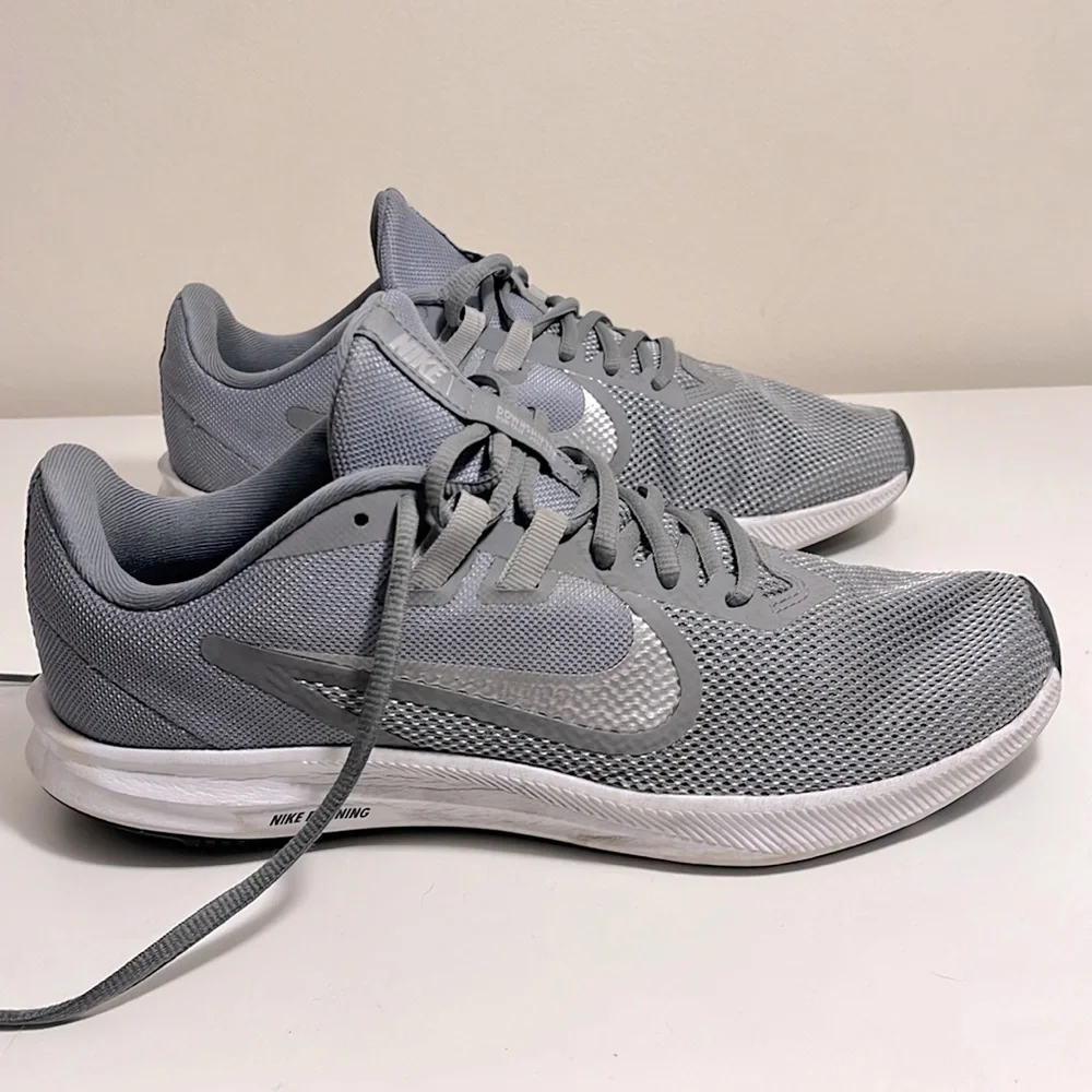 Nike running downshifter